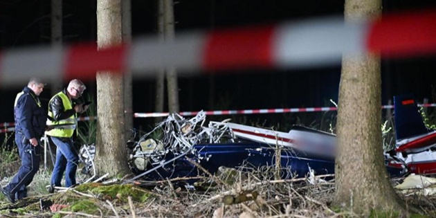 Almanya’nın Aachen Kentinde Küçük Uçak Ormanlık Alana Düştü